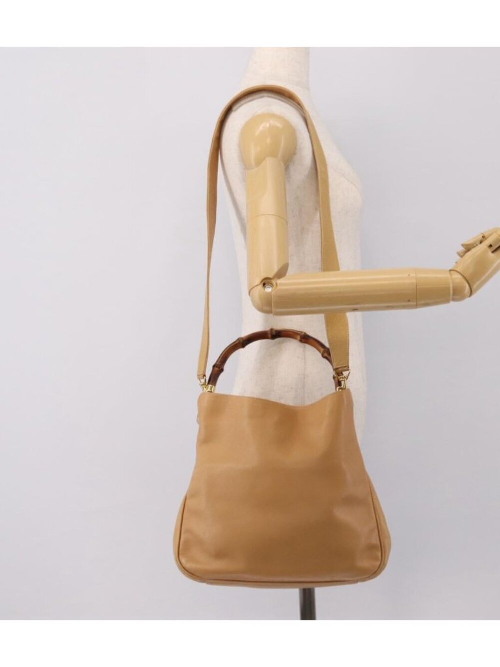 GUCCI Bamboo Shoulder Bag Suede 2way Beige Gold 001 1014 1638 0 - Picture 16 of 16